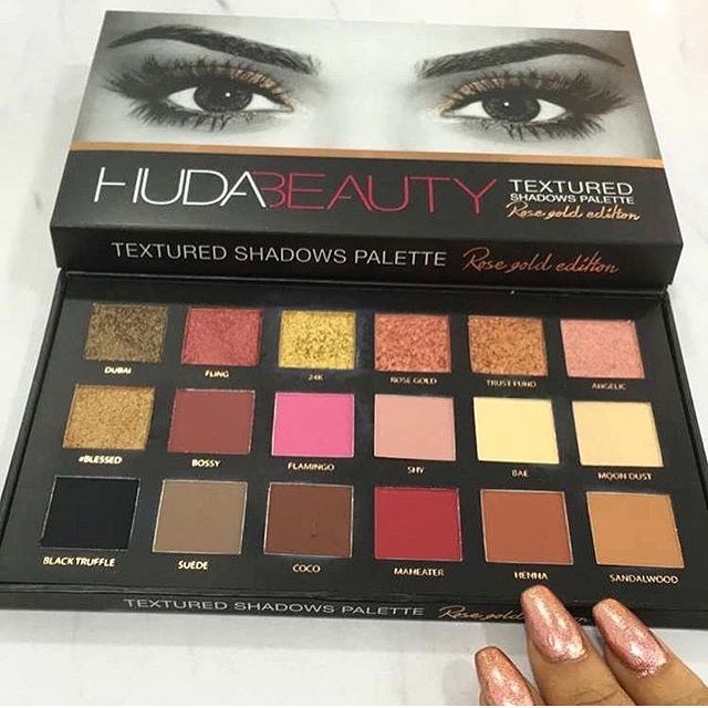 Huda Beauty Textured Rose Gold Palette