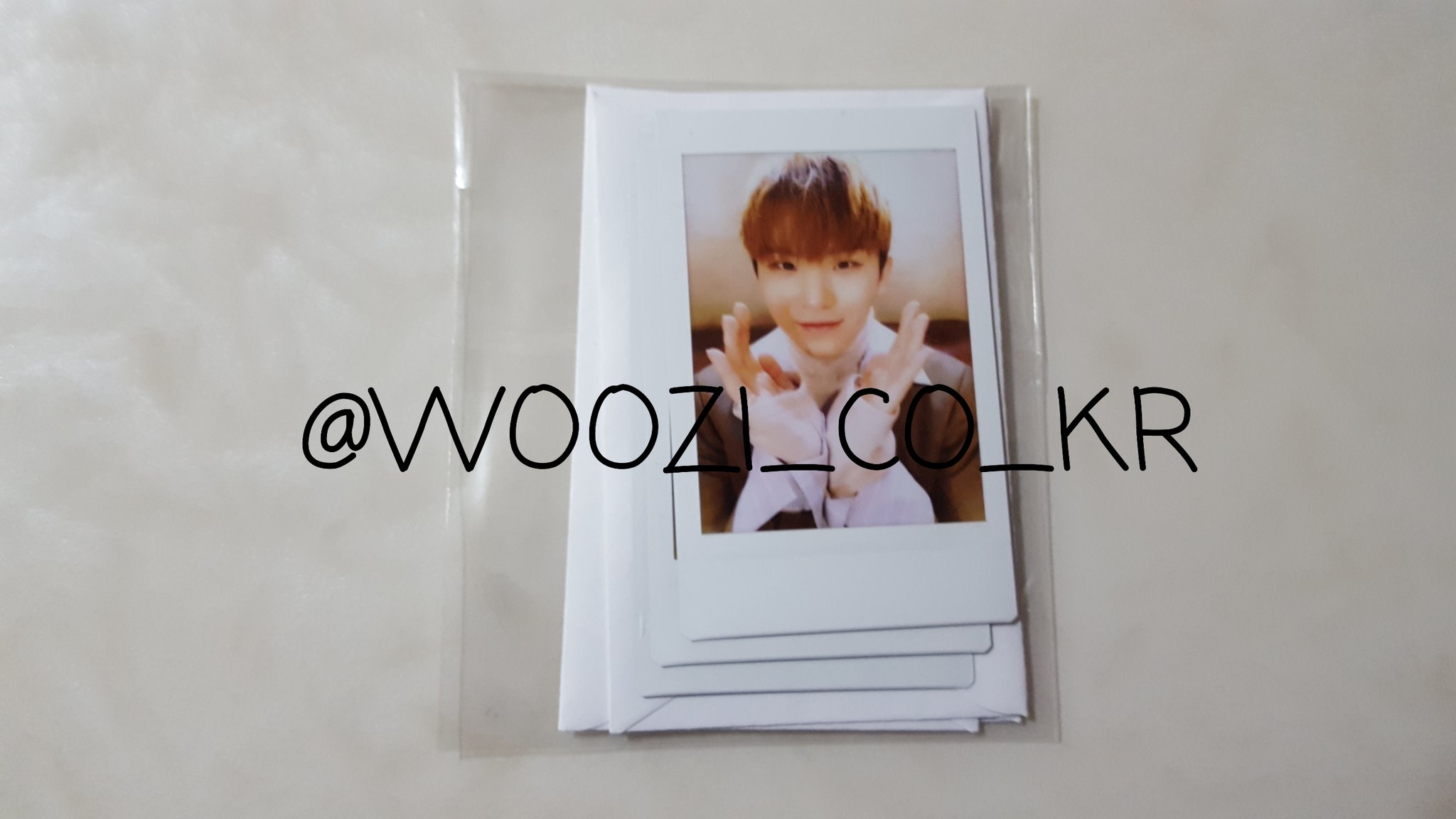 WOOZI POLAROID