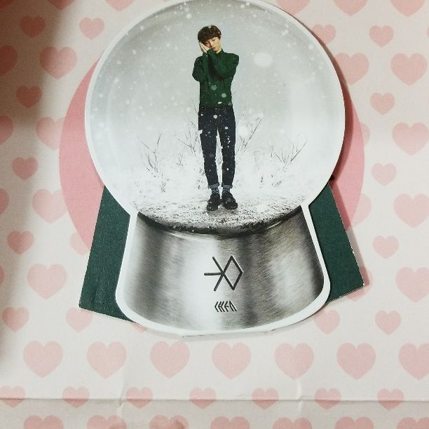 Chen standee