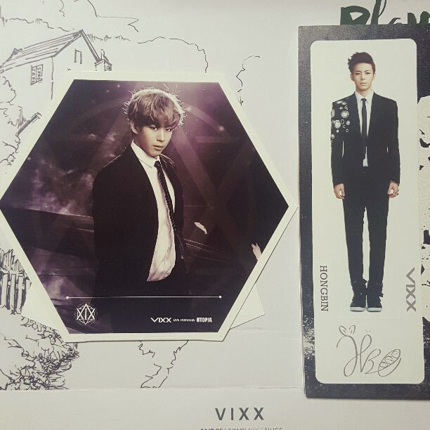 Vixx Hongbin standing