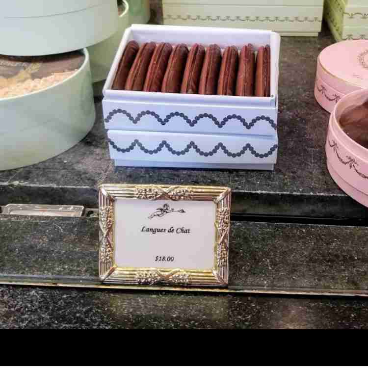 Laduree Langues de chat biscuits