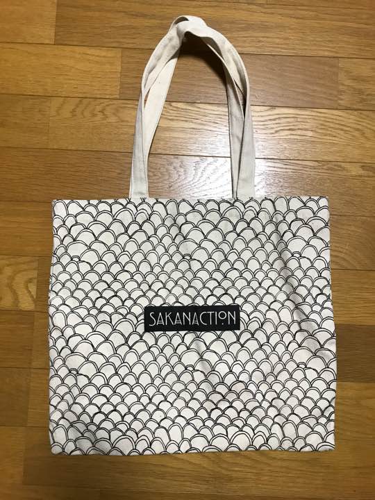 Tote bag
