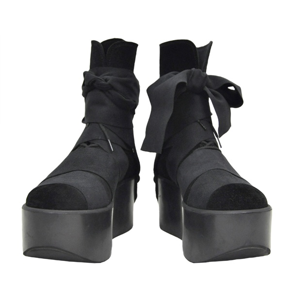 Nr.121 Black R Platform Boots