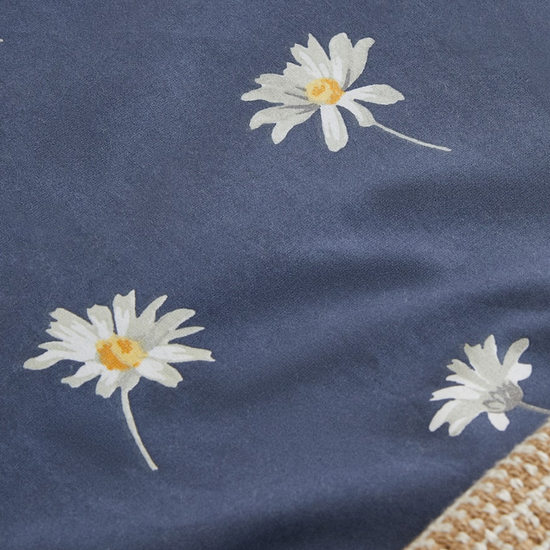 Daisy print duvet cover