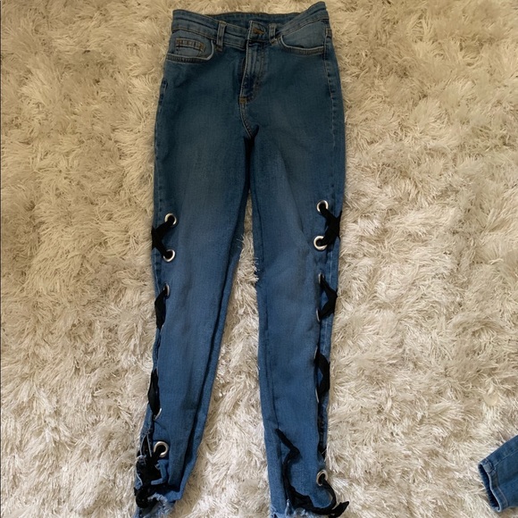 Jeans with Ribbon Detail