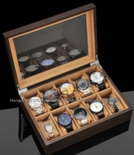 Watch storage box
