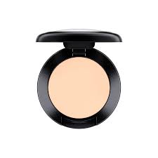 Studio Finish SPF 35 Concealer NC10