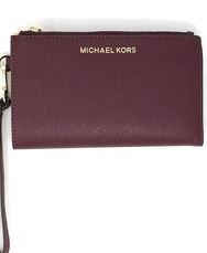 Jet Set Travel Large Double Zip Wristlet	35F8GTVW0L MERLOT