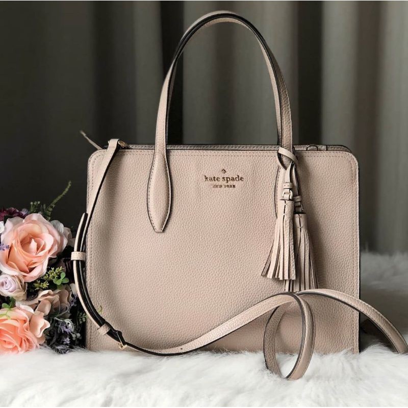 Rowe Medium Top Zip Satchel	WKRU6703 peachpuff (659)