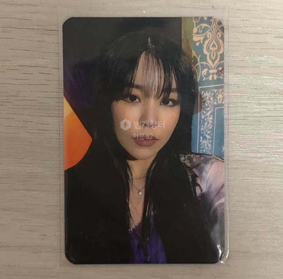 Wheein Apple Music Photocard