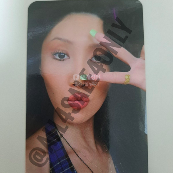 Hwasa Photocards