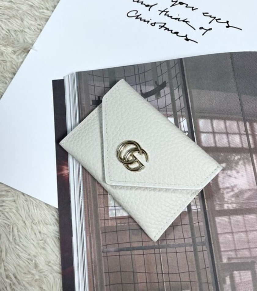 G Logo Card Holder