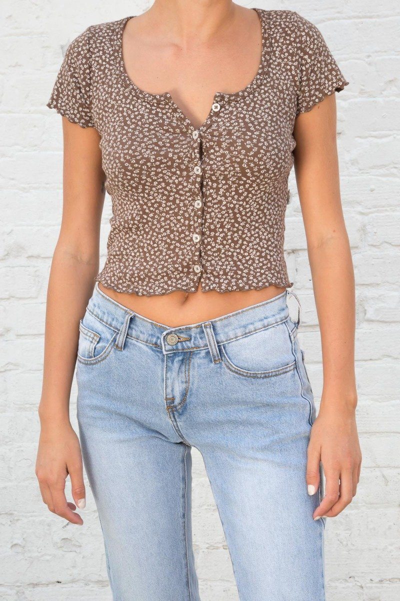ZELLY RUFFLE TOP