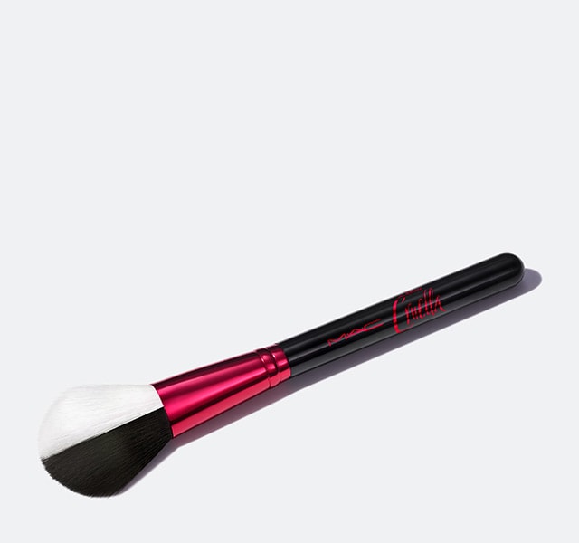 Mac Cosmetics Disney Cruella brush