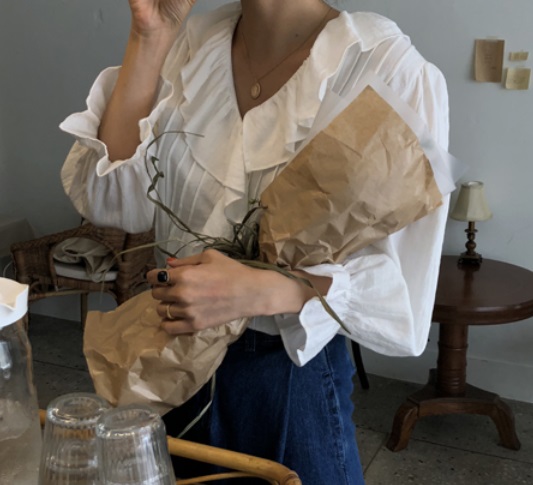 Basil Ruffle Vintage Blouse